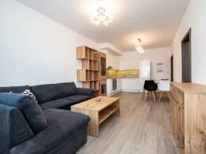 Pronájem bytu 2+kk, Praha - Střížkov, Lovosická, 52 m2