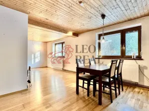 Prodej rodinného domu, Lopeník, 250 m2