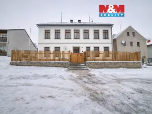 Prodej rodinného domu, Bochov - Těšetice, 200 m2