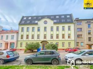 Pronájem kanceláře, Olomouc, Jungmannova, 16 m2