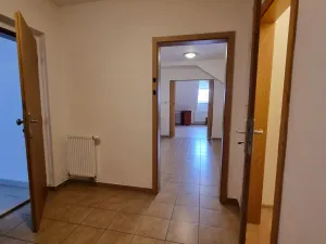 Pronájem bytu 1+1, Hradec Králové, Velké náměstí, 42 m2