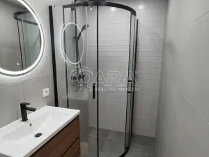 Prodej bytu 2+kk, Praha - Háje, Kupeckého, 42 m2