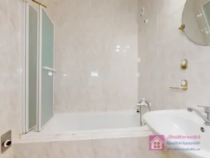 Pronájem bytu 3+1, Břeclav - Charvátská Nová Ves, Na Valtické, 73 m2