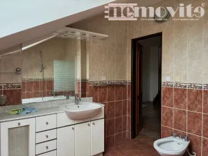 Pronájem bytu 5+kk, Hradec Králové, Československé armády, 110 m2