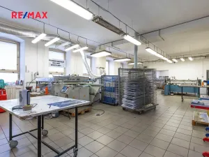 Prodej komerční nemovitosti, Dašice, náměstí T. G. Masaryka, 2490 m2