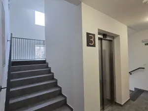 Pronájem bytu 1+kk, Benešov, U Pivovaru, 36 m2