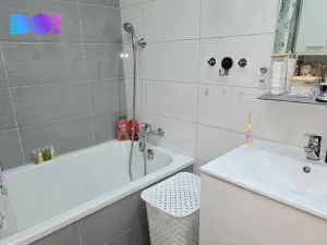 Prodej bytu 3+1, Ostrava, Rezkova, 70 m2