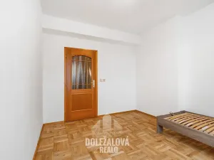 Pronájem bytu 4+1, Praha - Hostivař, Na Groši, 111 m2