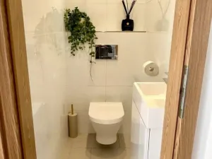 Pronájem bytu 3+kk, Praha - Holešovice, Tusarova, 76 m2