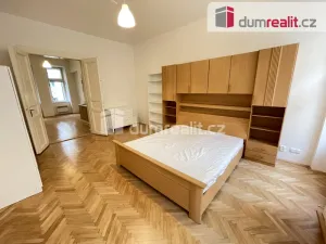 Pronájem bytu 2+kk, Praha - Smíchov, Klicperova, 50 m2