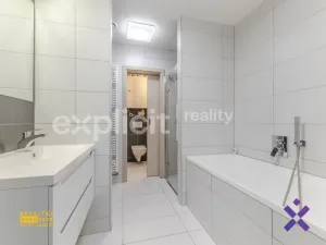 Pronájem obchodního prostoru, Uherské Hradiště, Otakarova, 107 m2