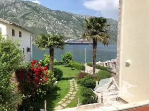 Prodej rodinného domu, Столив, Černá Hora, 330 m2