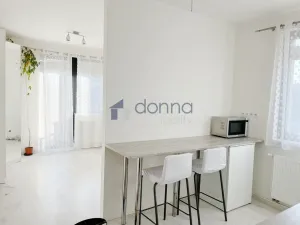 Pronájem bytu 1+kk, Praha, Kačírkova, 35 m2