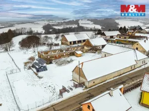 Prodej pozemku pro bydlení, Pertoltice, 2030 m2