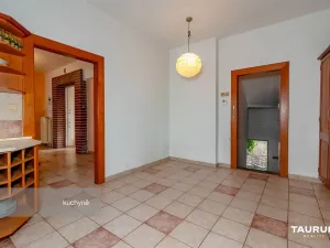 Prodej rodinného domu, Manětín, 329 m2