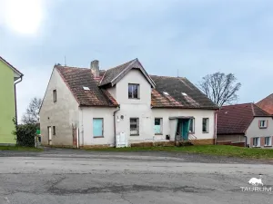 Prodej rodinného domu, Roupov, 525 m2