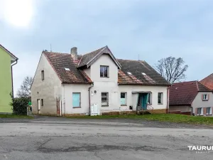 Prodej rodinného domu, Roupov, 525 m2