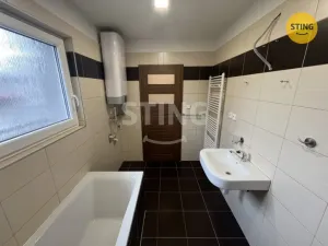 Pronájem bytu 2+kk, Opava, Hviezdoslavova, 52 m2