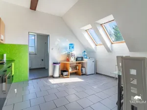 Prodej komerční nemovitosti, Vojkovice, 12027 m2