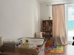 Pronájem bytu 3+kk, Praha - Strašnice, Zvěřinova, 78 m2