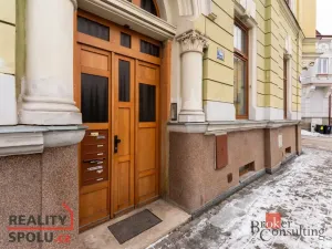 Prodej bytu 3+kk, Trutnov - Střední Předměstí, Jiráskovo náměstí, 78 m2