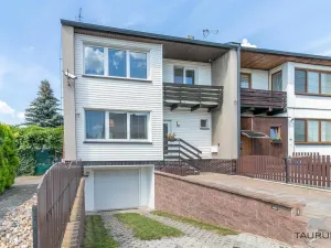 Prodej rodinného domu, Holubice, U Parku, 162 m2