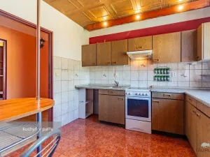 Prodej rodinného domu, Dobřany, Školní, 368 m2