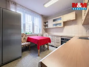 Prodej bytu 4+1, Chomutov, Borová, 76 m2