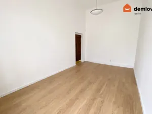 Pronájem kanceláře, Ostrava, Smetanovo náměstí, 29 m2