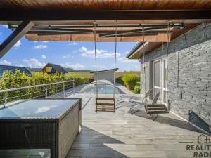 Prodej rodinného domu, Choltice, 200 m2