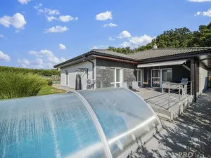 Prodej rodinného domu, Choltice, 200 m2