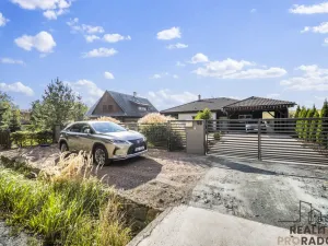 Prodej rodinného domu, Choltice, 200 m2