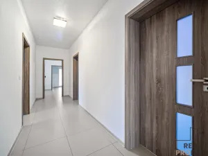 Prodej rodinného domu, Choltice, 200 m2