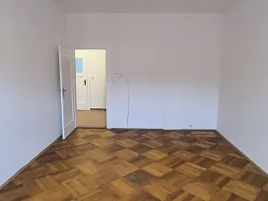 Pronájem bytu 3+1, Cheb, Mánesova, 80 m2