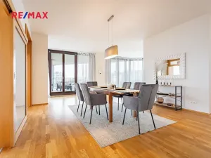 Prodej bytu 5+kk, Praha - Žižkov, Pitterova, 340 m2