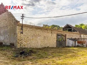 Prodej zemědělského objektu, Počedělice, 2500 m2