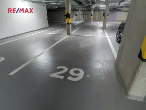 Pronájem bytu 2+kk, Praha - Karlín, Křižíkova, 79 m2