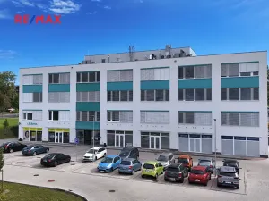 Pronájem ordinace, Milovice, Spojovací, 64 m2