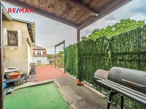 Prodej rodinného domu, Praha - Dolní Počernice, Listopadová, 302 m2