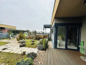 Prodej bytu 1+kk, Praha - Modřany, Pacholíkova, 61 m2