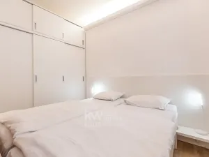 Pronájem bytu 1+kk, Praha - Nusle, Na Jezerce, 29 m2