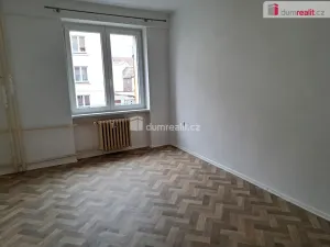 Pronájem bytu 2+1, Ústí nad Labem - Střekov, Na Pile, 54 m2