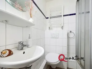 Pronájem bytu 1+kk, Praha - Střížkov, Děčínská, 32 m2