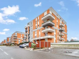 Prodej bytu 2+kk, Praha, Sazovická, 52 m2