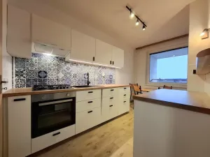 Pronájem bytu 3+kk, Pardubice - Bílé Předměstí, Spojilská, 80 m2