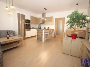 Pronájem bytu 3+kk, Praha - Libeň, Březenská, 90 m2