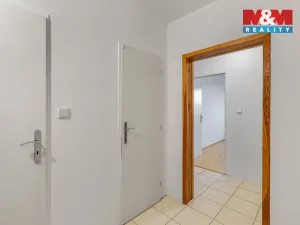 Prodej bytu 2+kk, Praha - Háje, Hekrova, 42 m2