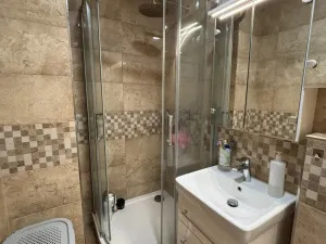 Pronájem bytu 2+kk, 40 m2