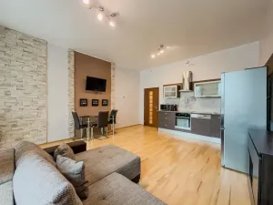 Pronájem bytu 2+kk, Praha - Hloubětín, Krylovecká, 55 m2