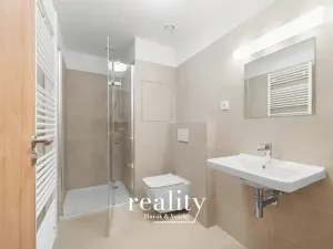 Pronájem bytu 2+kk, Znojmo, Jarošova, 44 m2